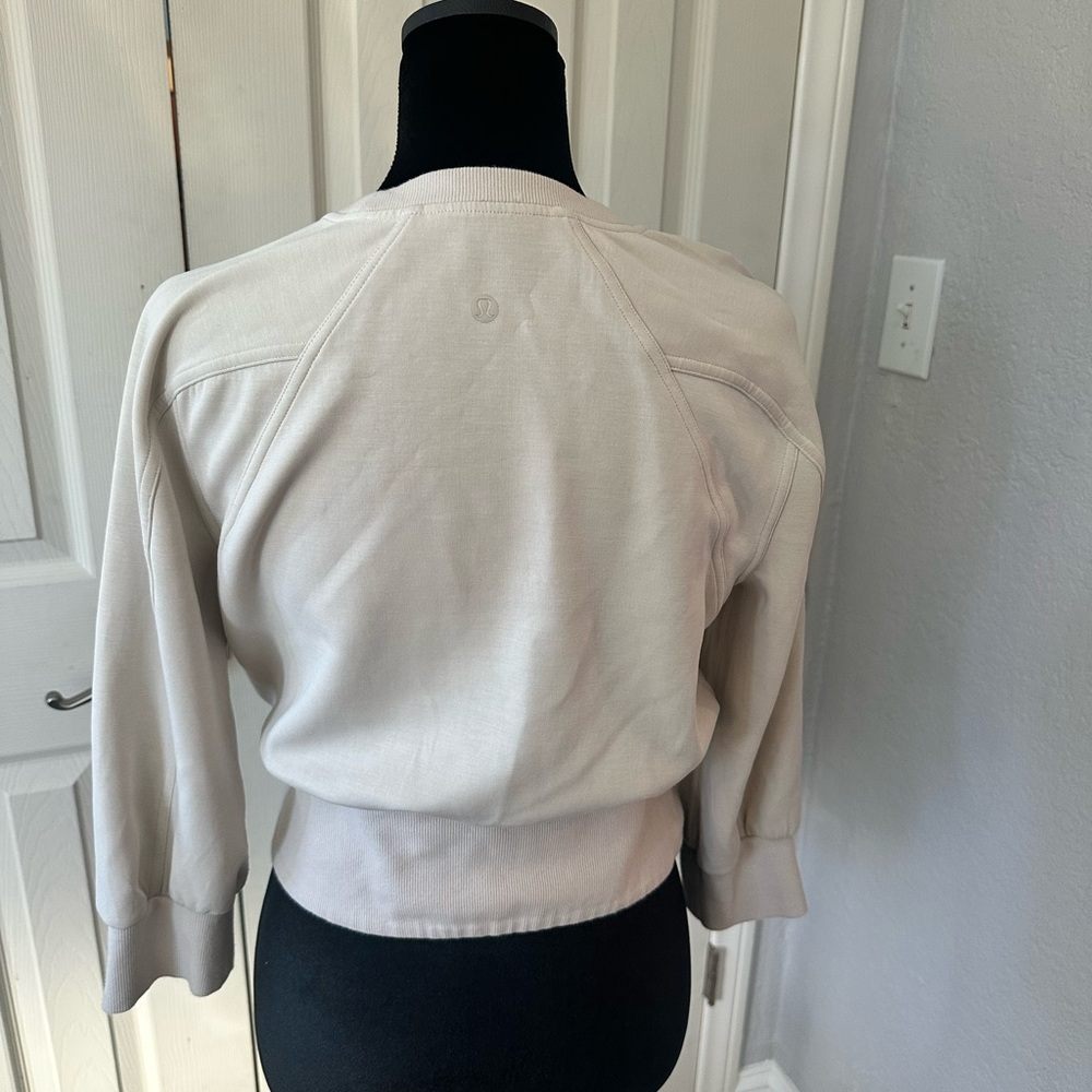 lululemon athletica Crewneck softstream Sweatshirt in Light Beige - Picture 2 of 5